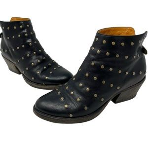 Fiorentini + Baker Ankle boots with studs EU38